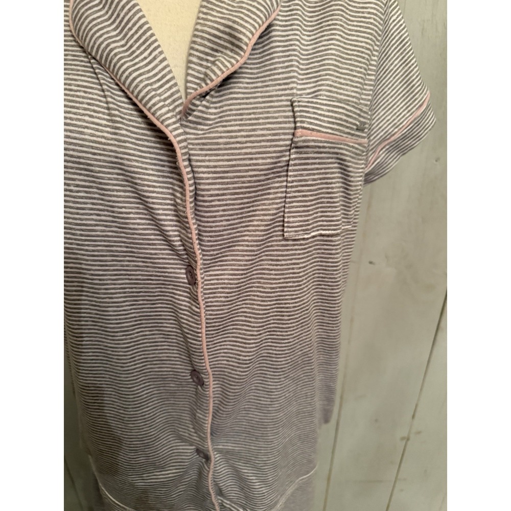 TAHARI Super soft & Cozy 2 PC Pajama Set In Grey & White Pink Trim Size M - Picture 6 of 11